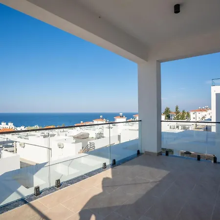 Serene And Modern With Private Pool Stunning Views Nyaraló *